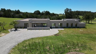 GRAN OPORTUNIDAD! Casa en venta  Manantiales