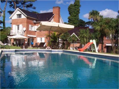 Espectacular casa en venta, Playa Mansa, Punta del Este