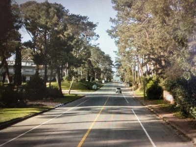 Terreno apto para edificio   en Punta Del Este 