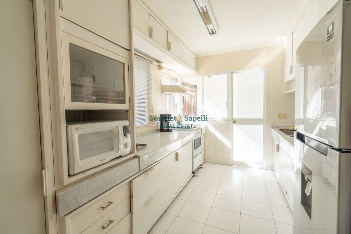 Apartamento en Venta de  Dos Dormitorios en Península