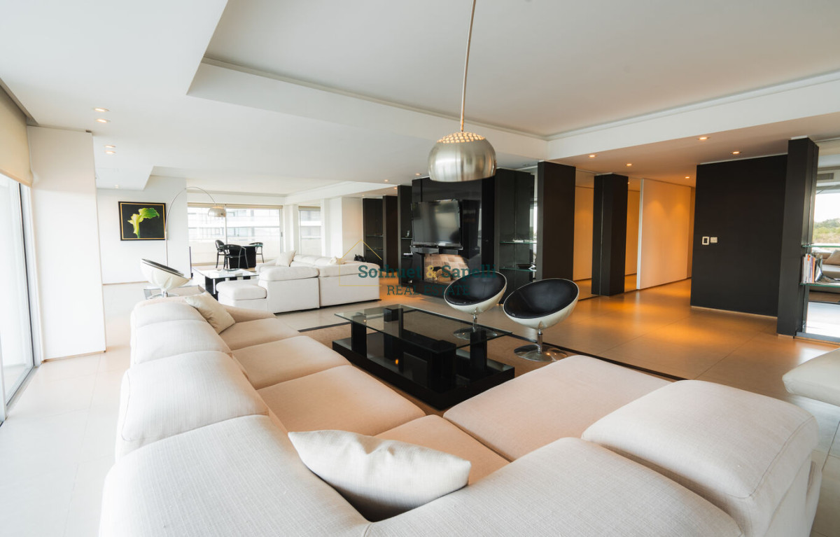 Apartamento en Venta Mythos Planta Entera