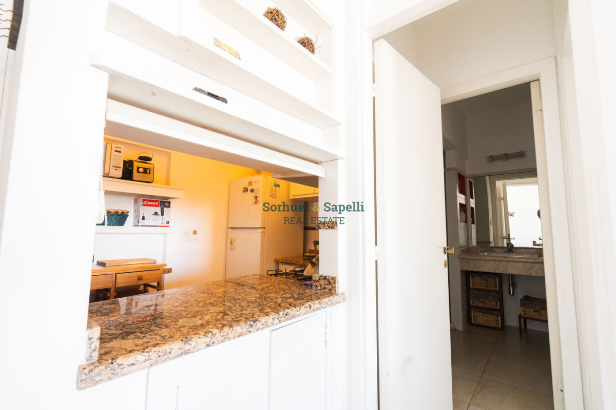 Apartamento de Un Dormitorio en Venta Playa Mansa