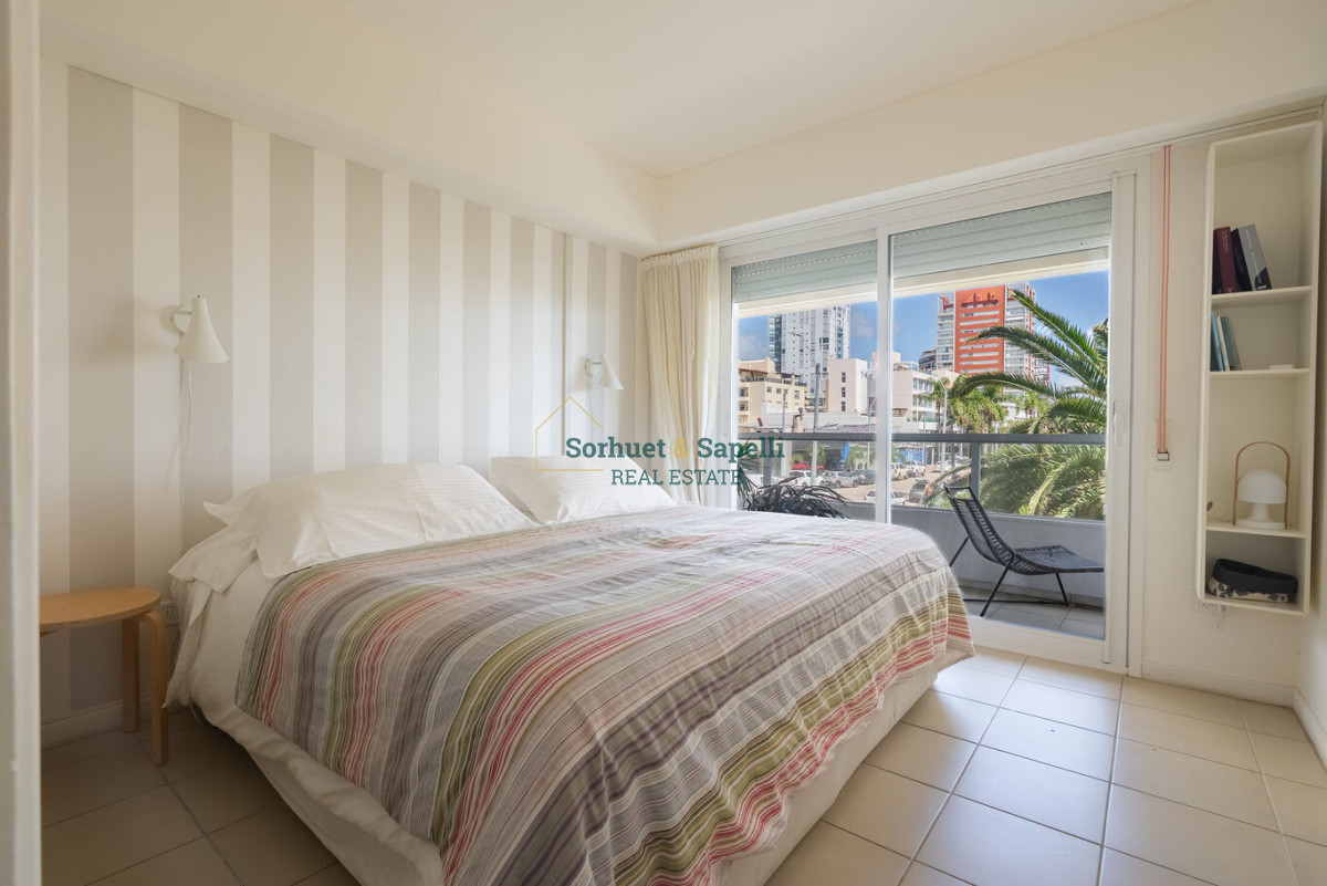 Apartment for Sale in Peninsula