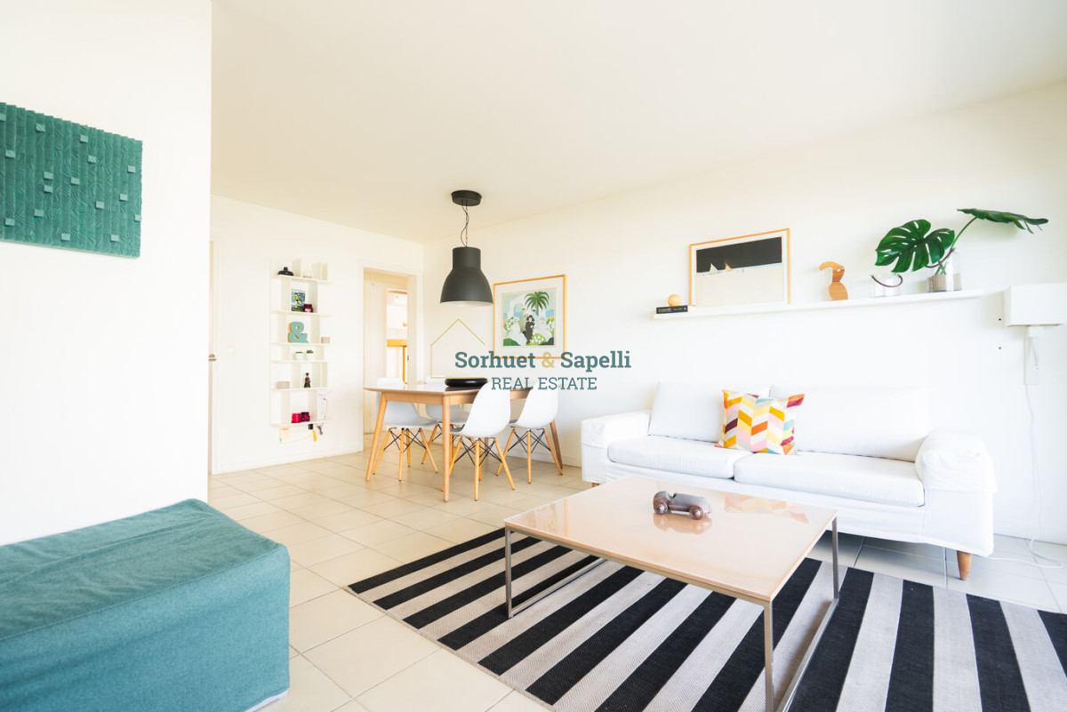 Apartment for Sale in Peninsula