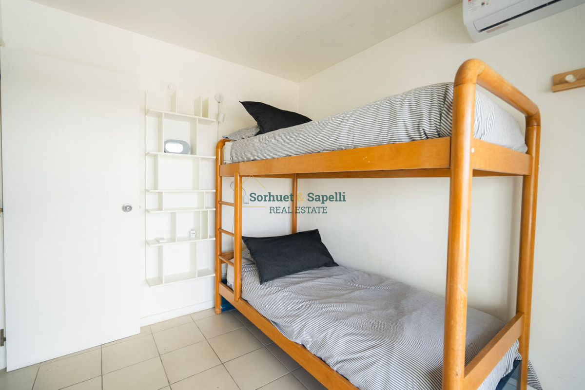 Apartment for Sale in Peninsula