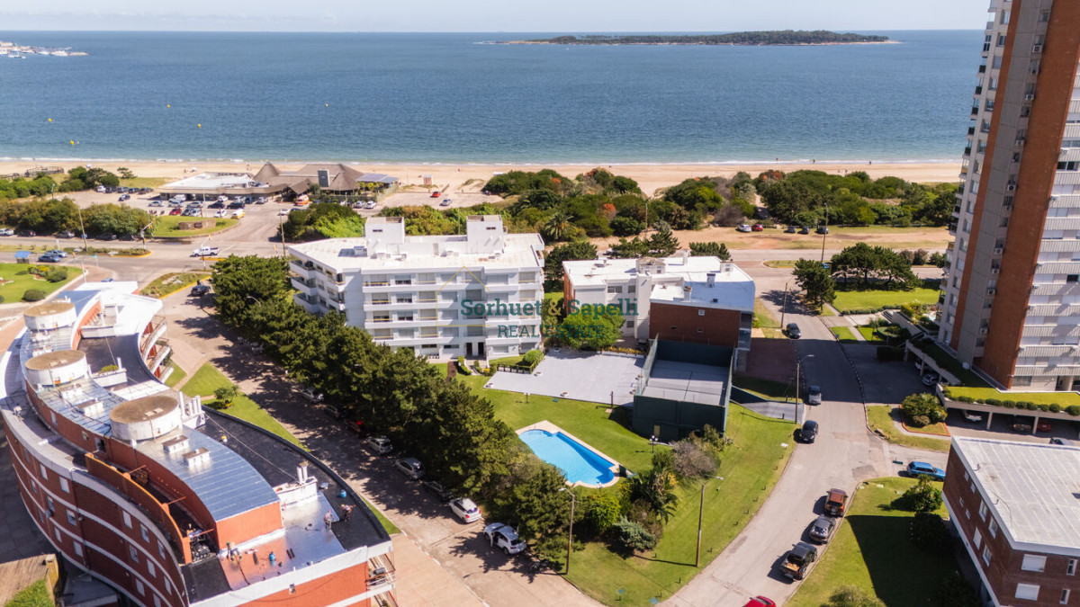 Apartamento en Venta Playa Mansa Primera Linea