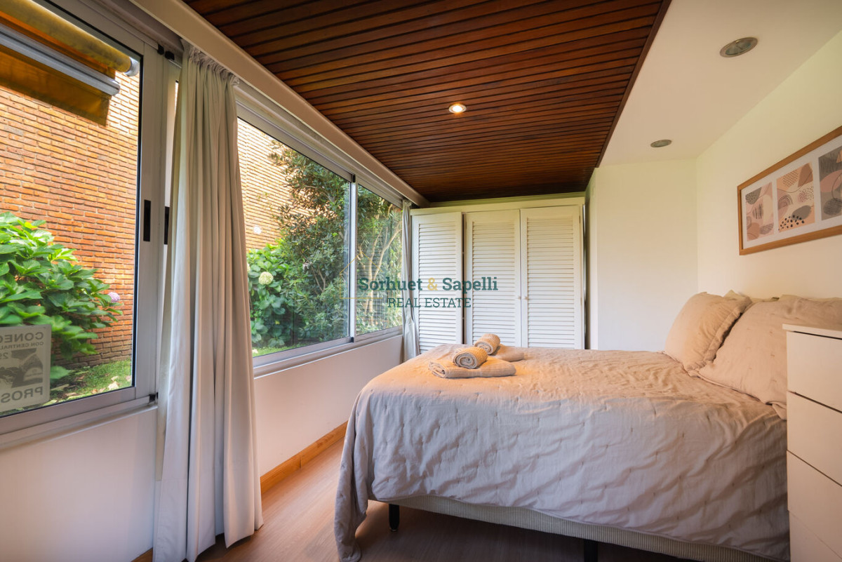 Apartamento en Venta Playa Mansa Primera Linea