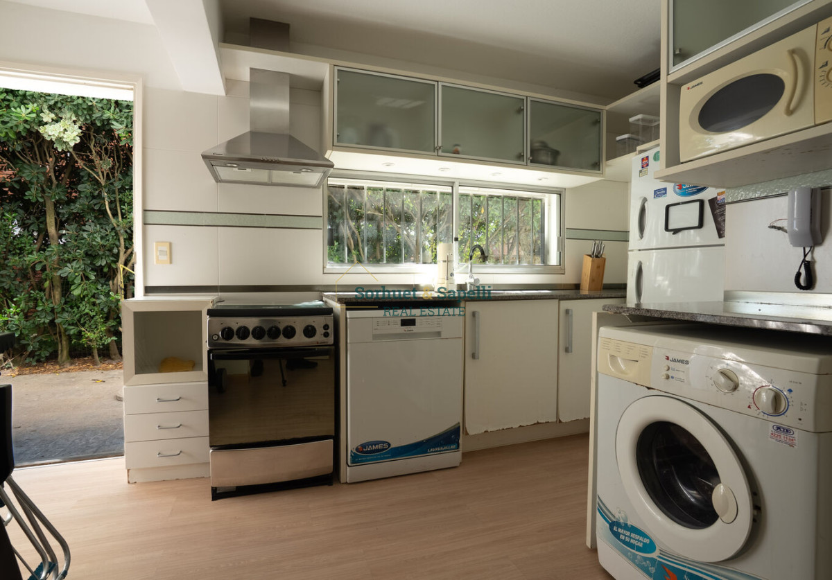 Apartamento en Venta Playa Mansa Primera Linea