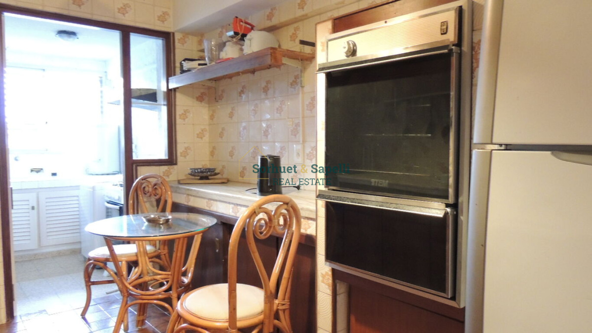 Apartamento en Venta de Tres Dormitorio en Playa Mansa