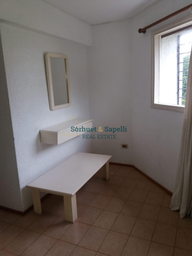 Apartamento en Venta de Tres Dormitorios en Playa Brava