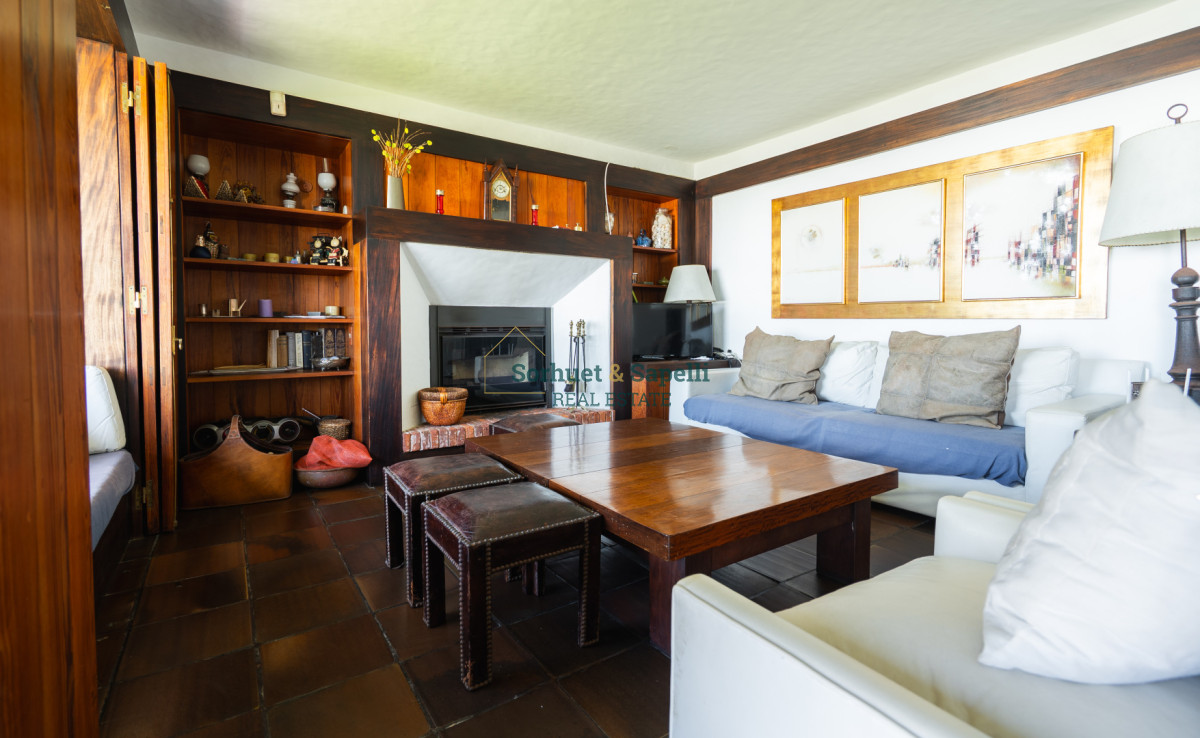 Apartamento en Venta en Península con Vista al Mar