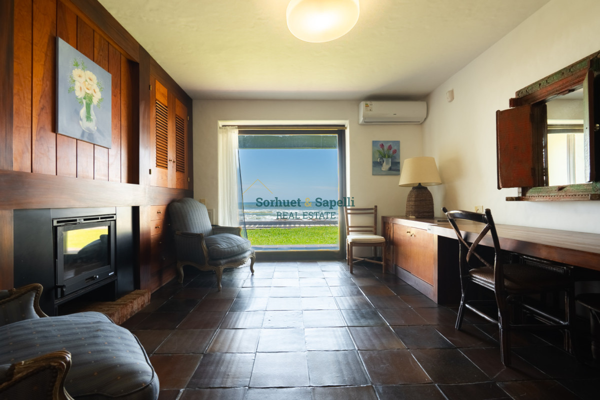 Apartamento en Venta en Península con Vista al Mar