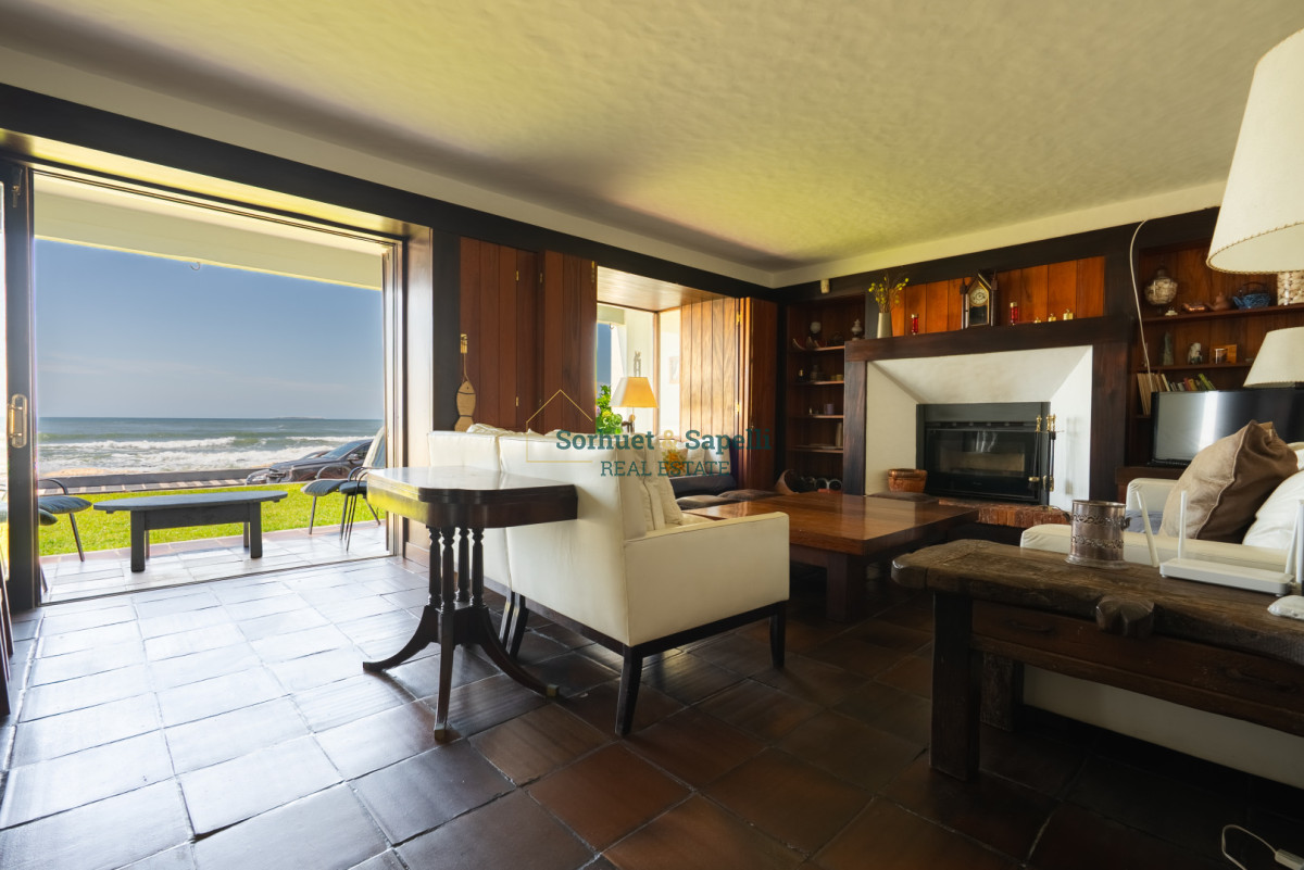 Apartamento en Venta en Península con Vista al Mar