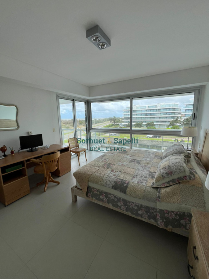 Apartamento en Venta Primera Linea Playa Brava