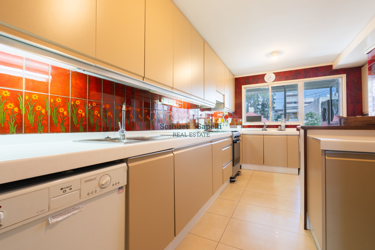 Apartamento en Venta con Vista al Mar y al Puerto