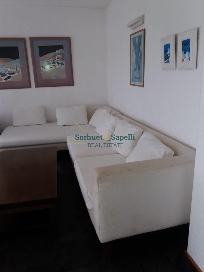 Apartamento en Venta de Tres Dormitorios en Playa Brava