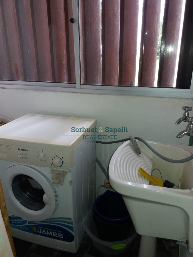 Apartamento en Venta de Tres Dormitorios en Playa Brava