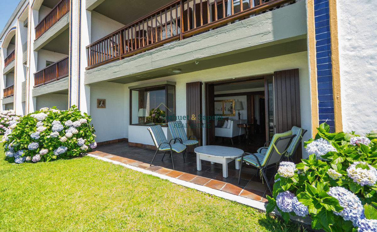 Apartamento en Venta en Península con Vista al Mar