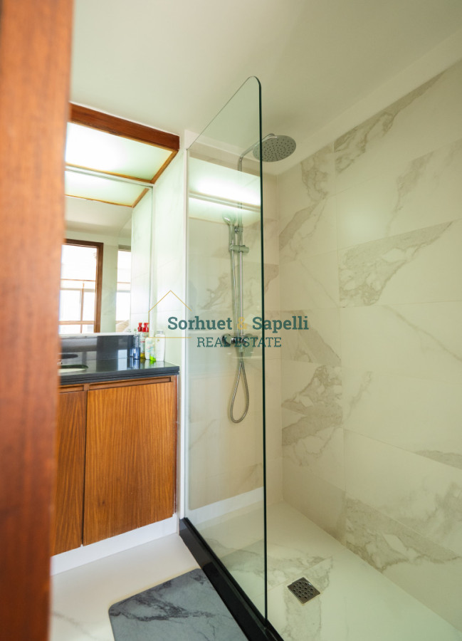 Apartamento en venta en Península