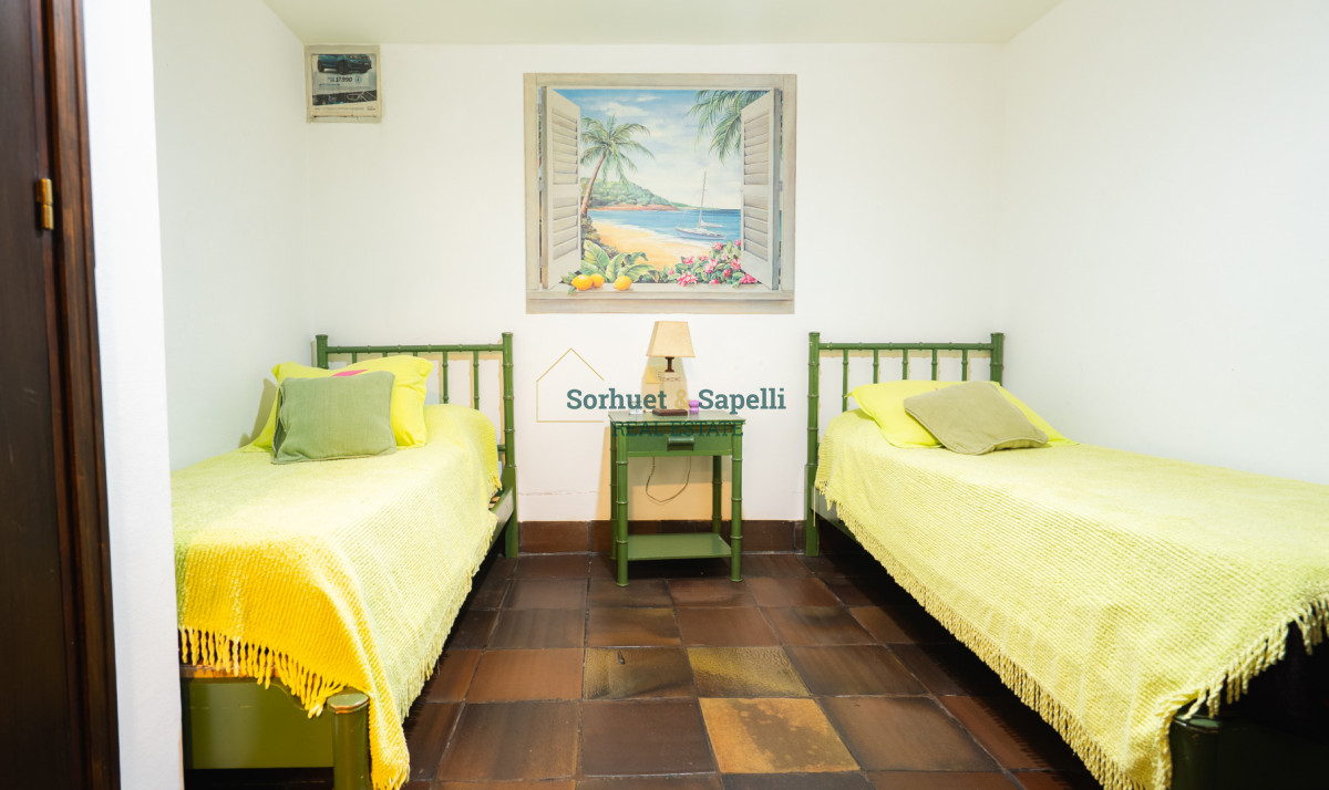 Apartamento en Venta en Península con Vista al Mar