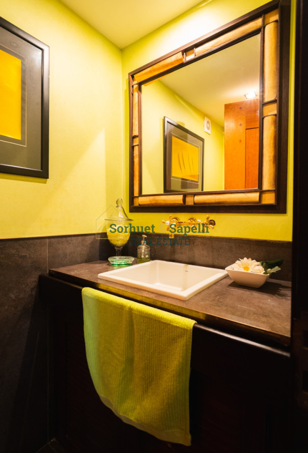 Apartamento en Venta en Península con Vista al Mar