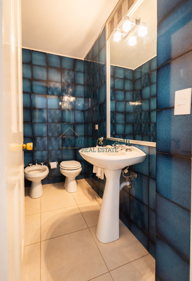 Apartamento en Venta con Vista al Mar y al Puerto