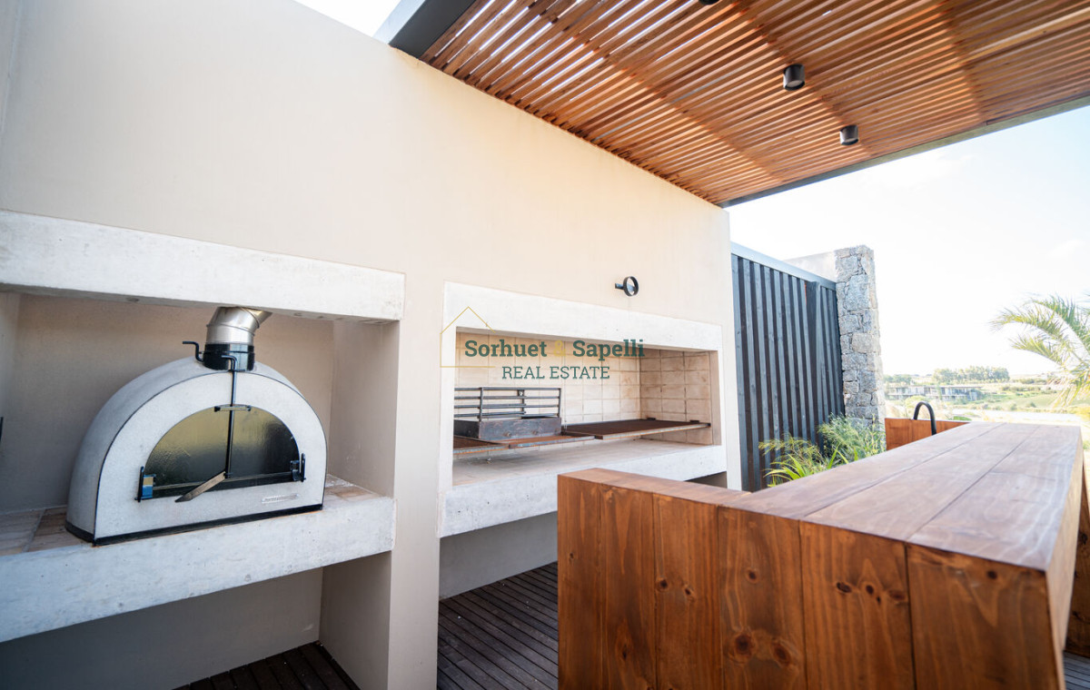 House for sale in Punta del Este, Pueblo Mío