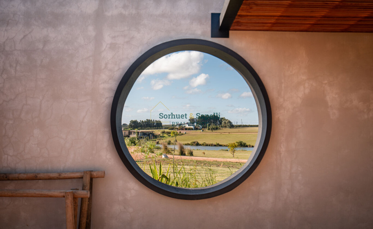 House for sale in Punta del Este, Pueblo Mío