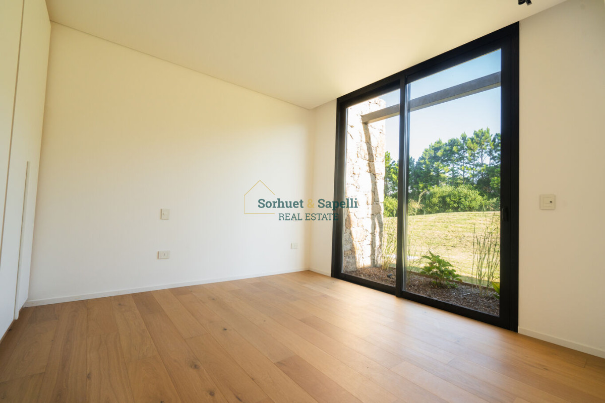 House for sale in Punta del Este, Pueblo Mío