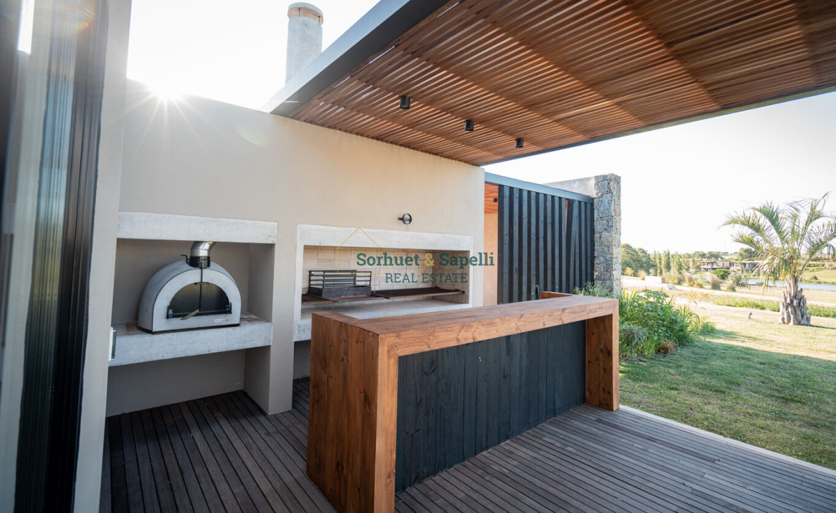 House for sale in Punta del Este, Pueblo Mío