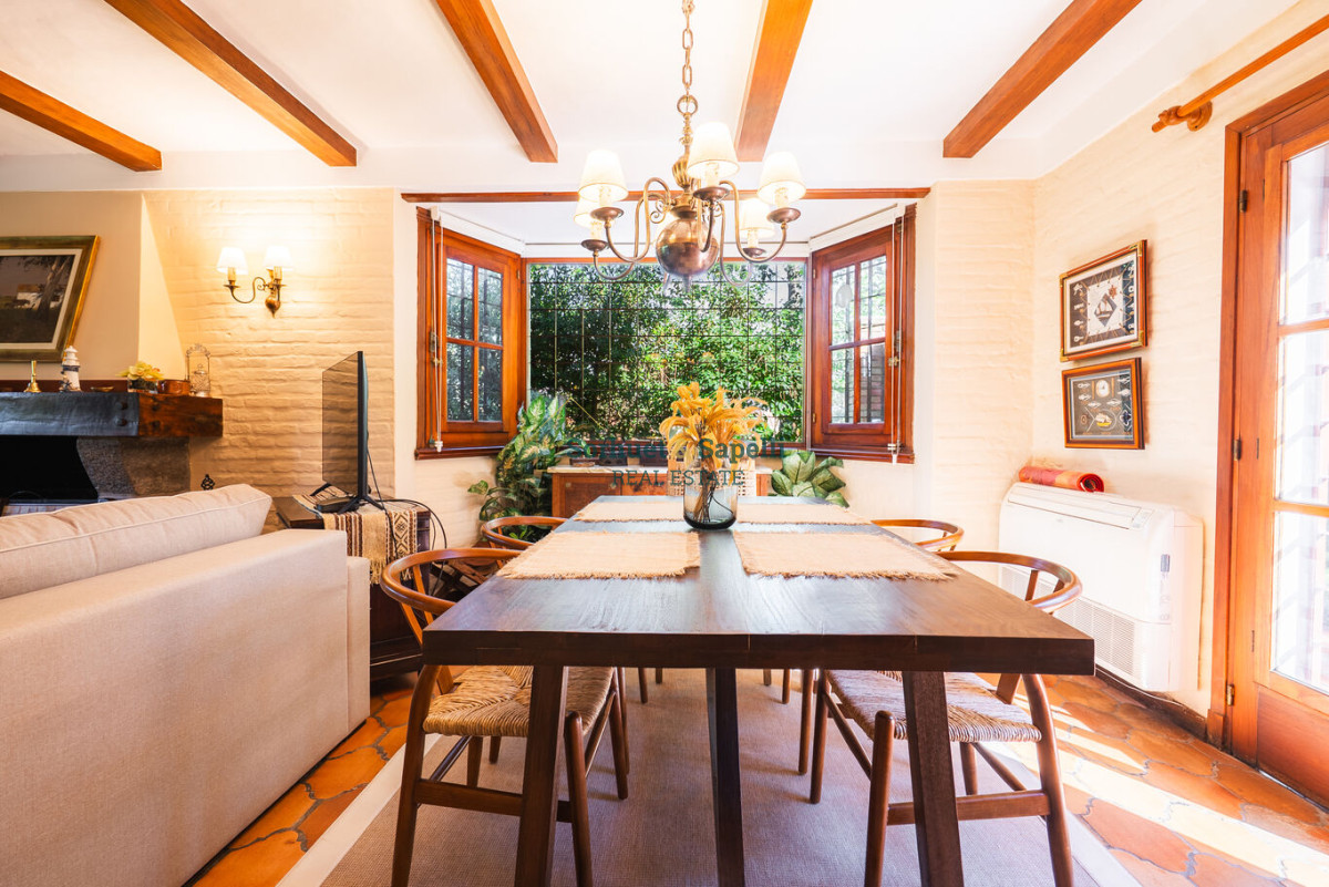 Espectacular Casa en Venta en Rincon del Indio