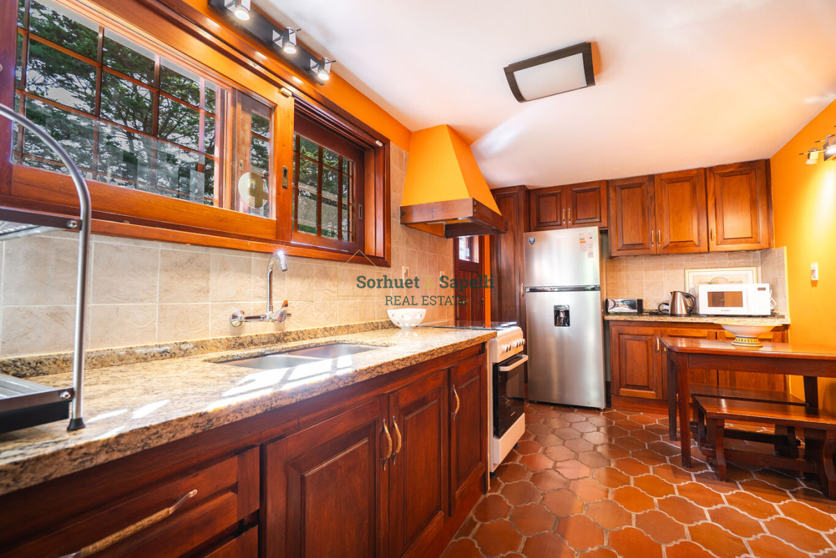 Espectacular Casa en Venta en Rincon del Indio