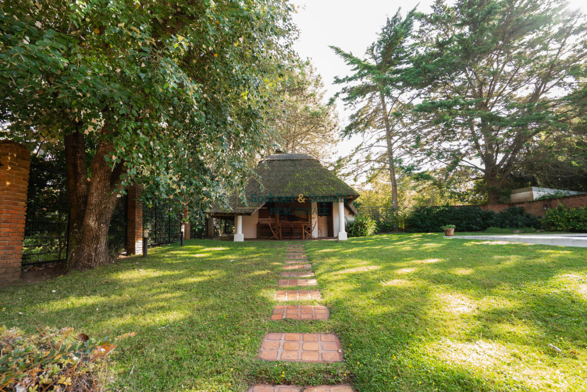 Espectacular Casa en Venta en Rincon del Indio