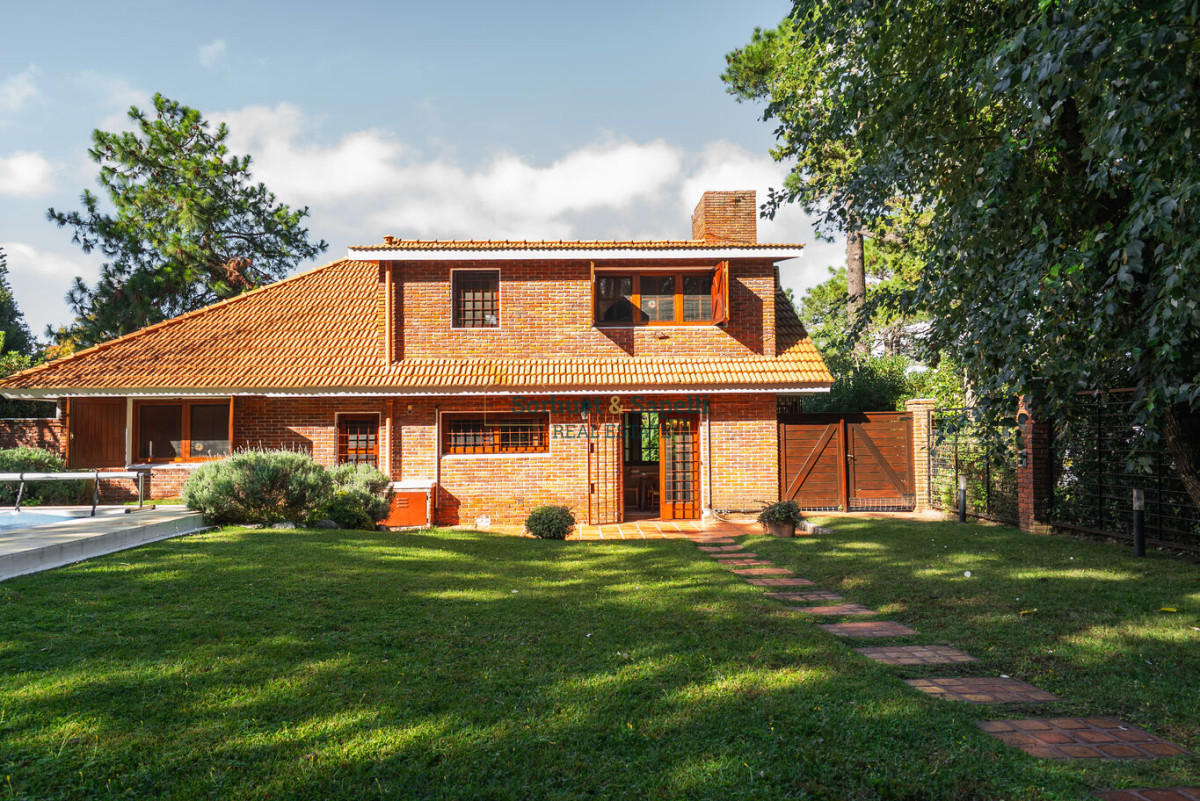 Espectacular Casa en Venta en Rincon del Indio