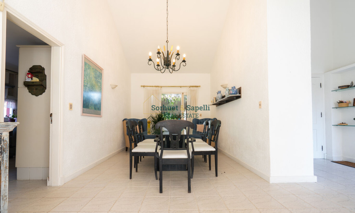 Casa en Venta Cinco Dormitorios Playa Brava