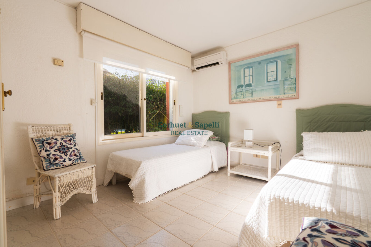 Casa en Venta Cinco Dormitorios Playa Brava