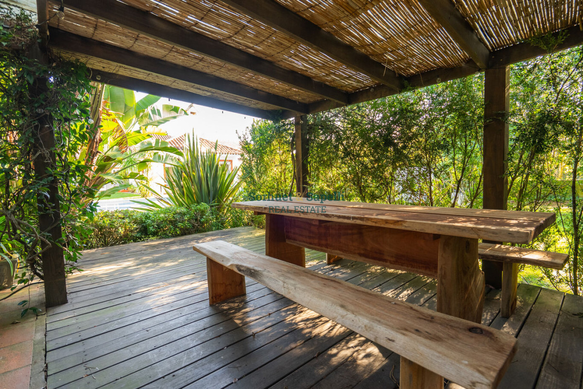 Casa en Venta Cinco Dormitorios Playa Brava