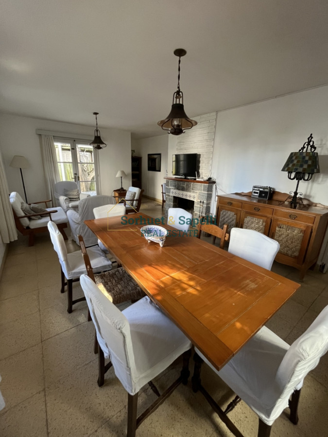 Chalet en venta playa mansa