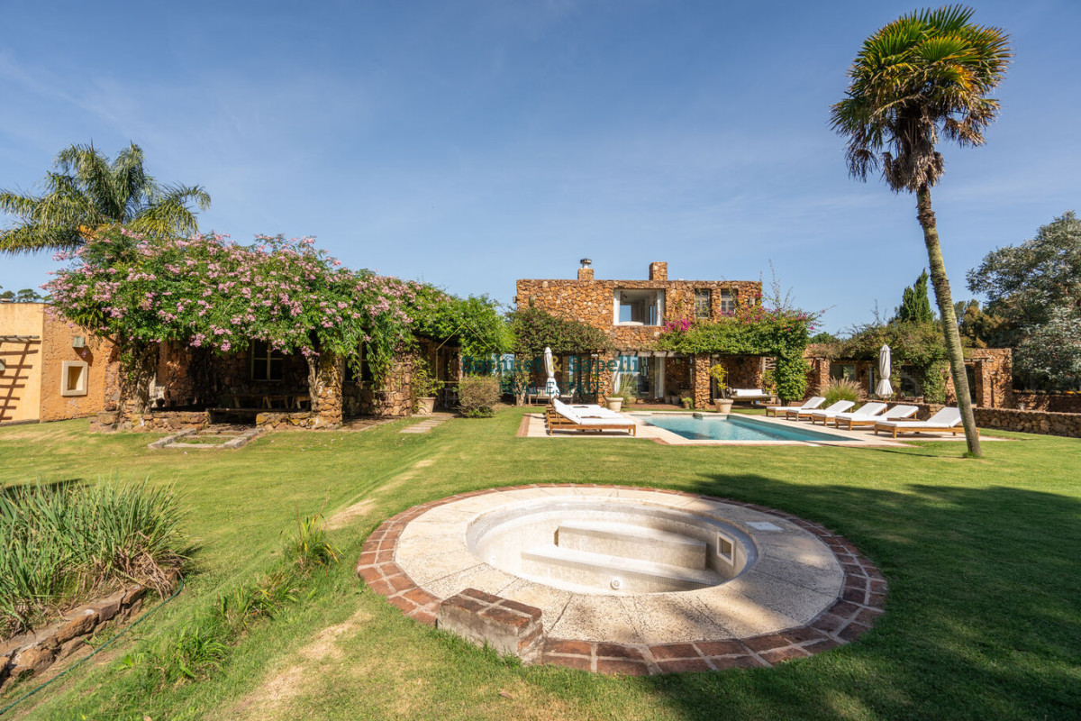 Posada en Venta en Punta del Este