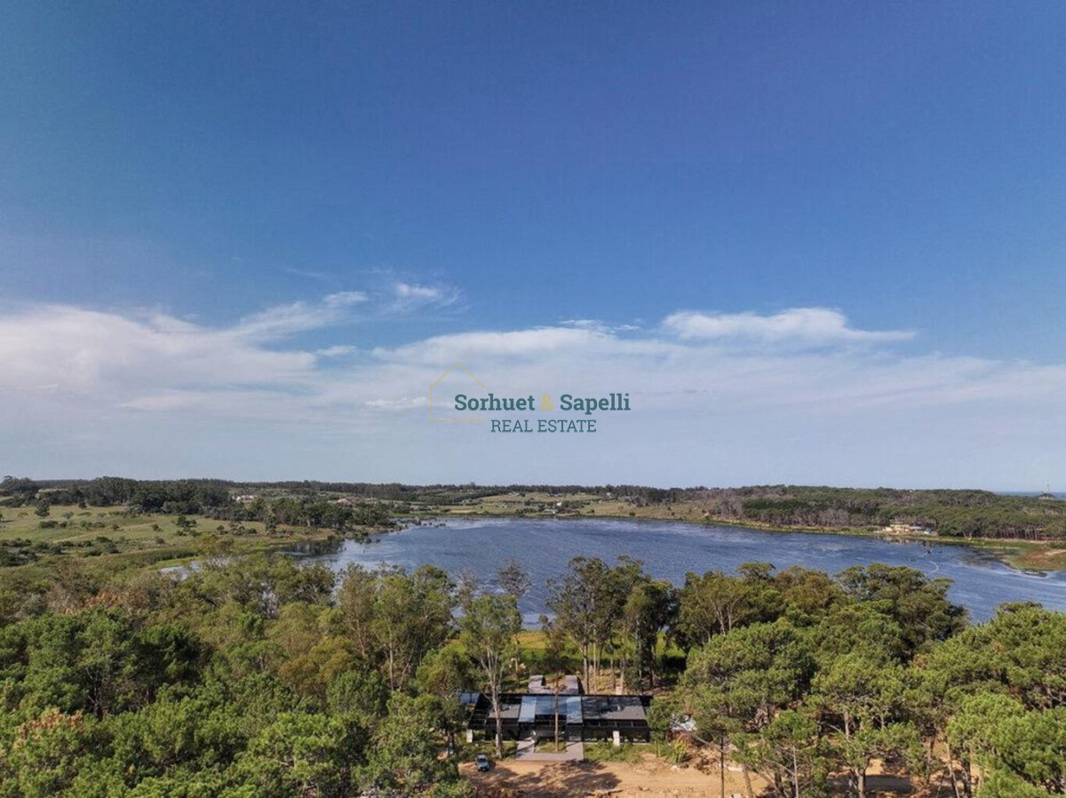 Lote en barrio privado Reserva Montoya 