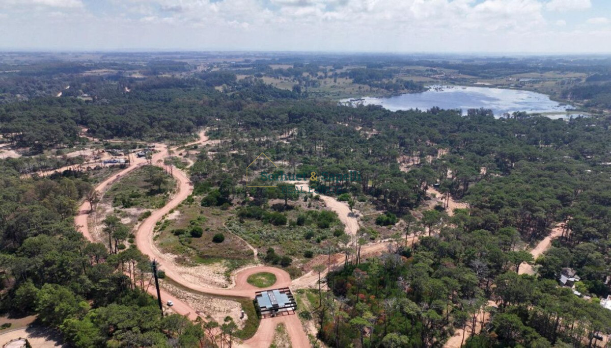 Lote en barrio privado Reserva Montoya 