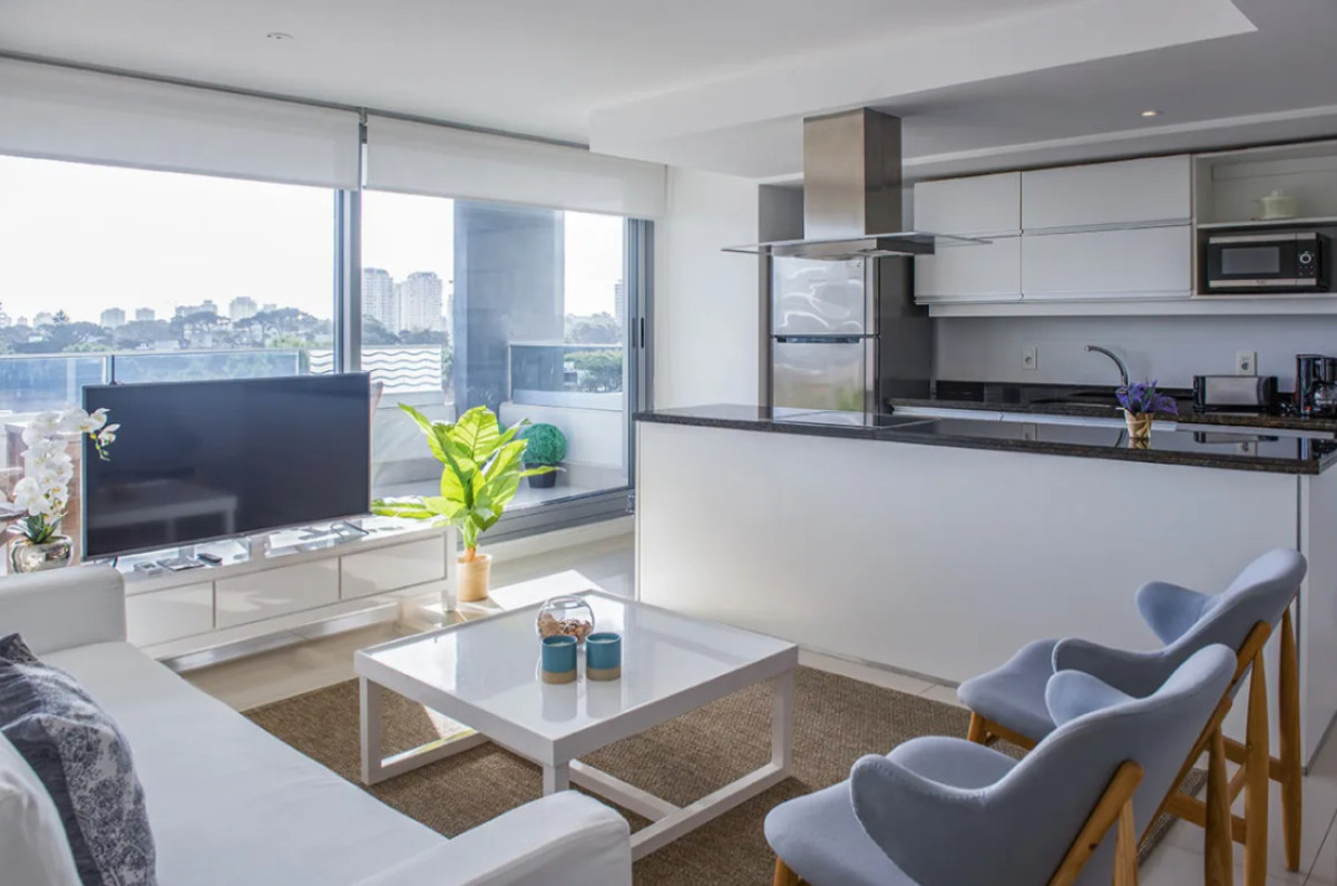 Apto en aidy grill con 3 dormitorios 