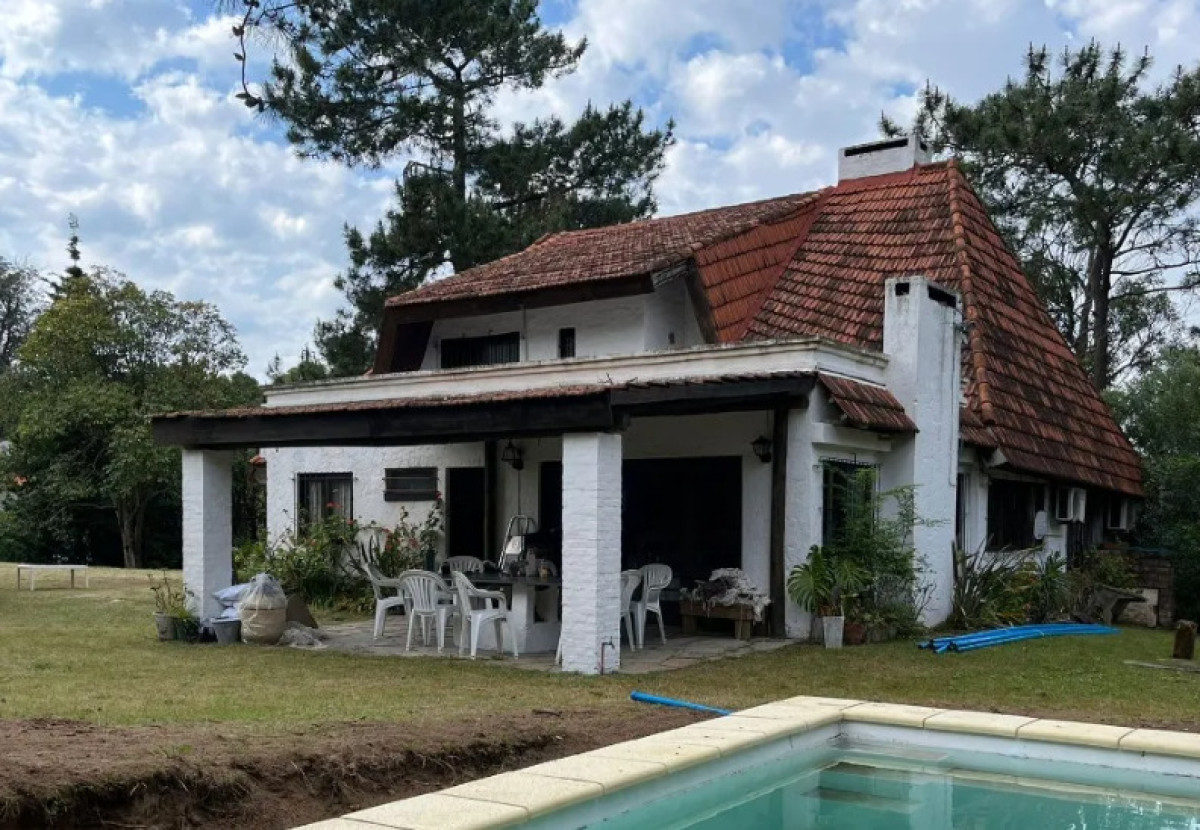 Casa de 4 dormitorios en Pinares