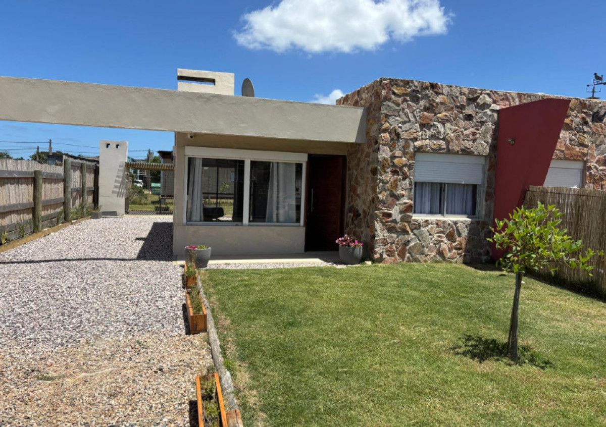 Casa a media cuadra de la playa 2 dormitorios 