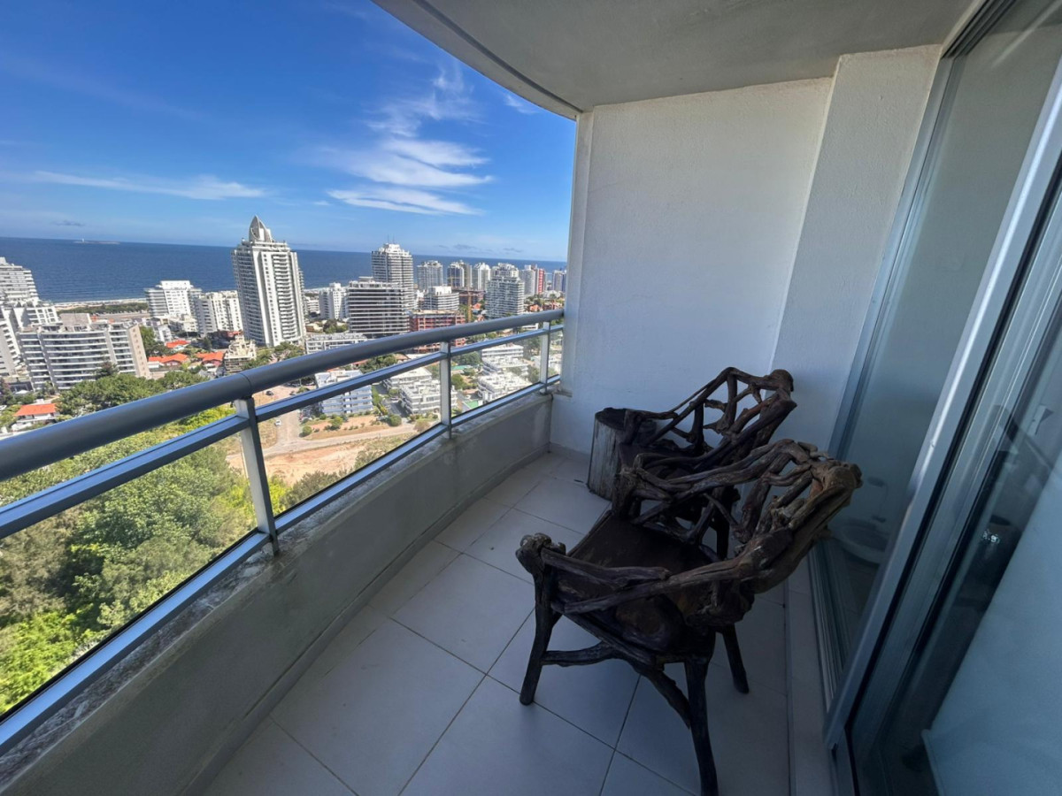 HERMOSO PENTHOUSE EN VENTA OCEAN DRIVE