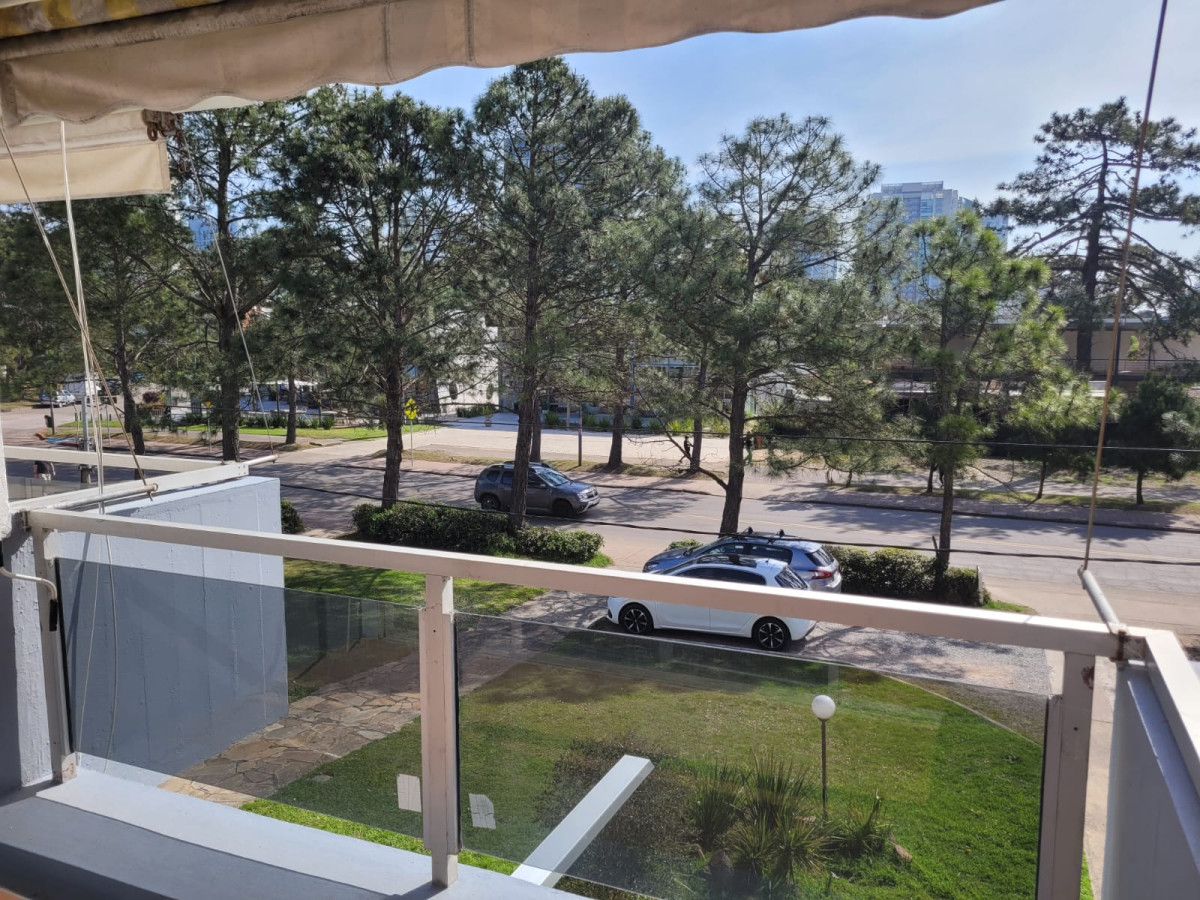Apartamento en hermosa zona  con bajos gastos comunes