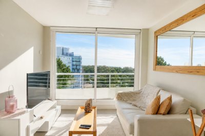 Apartamento 2 dormitorios 2 baños sobre Roosevelt 
