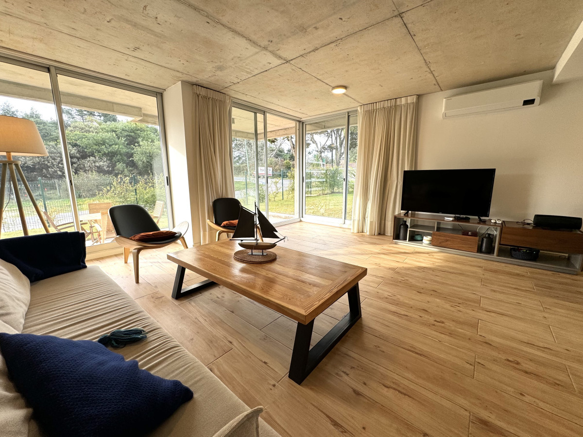 Apartamento 2 dormitorios 2 baños.