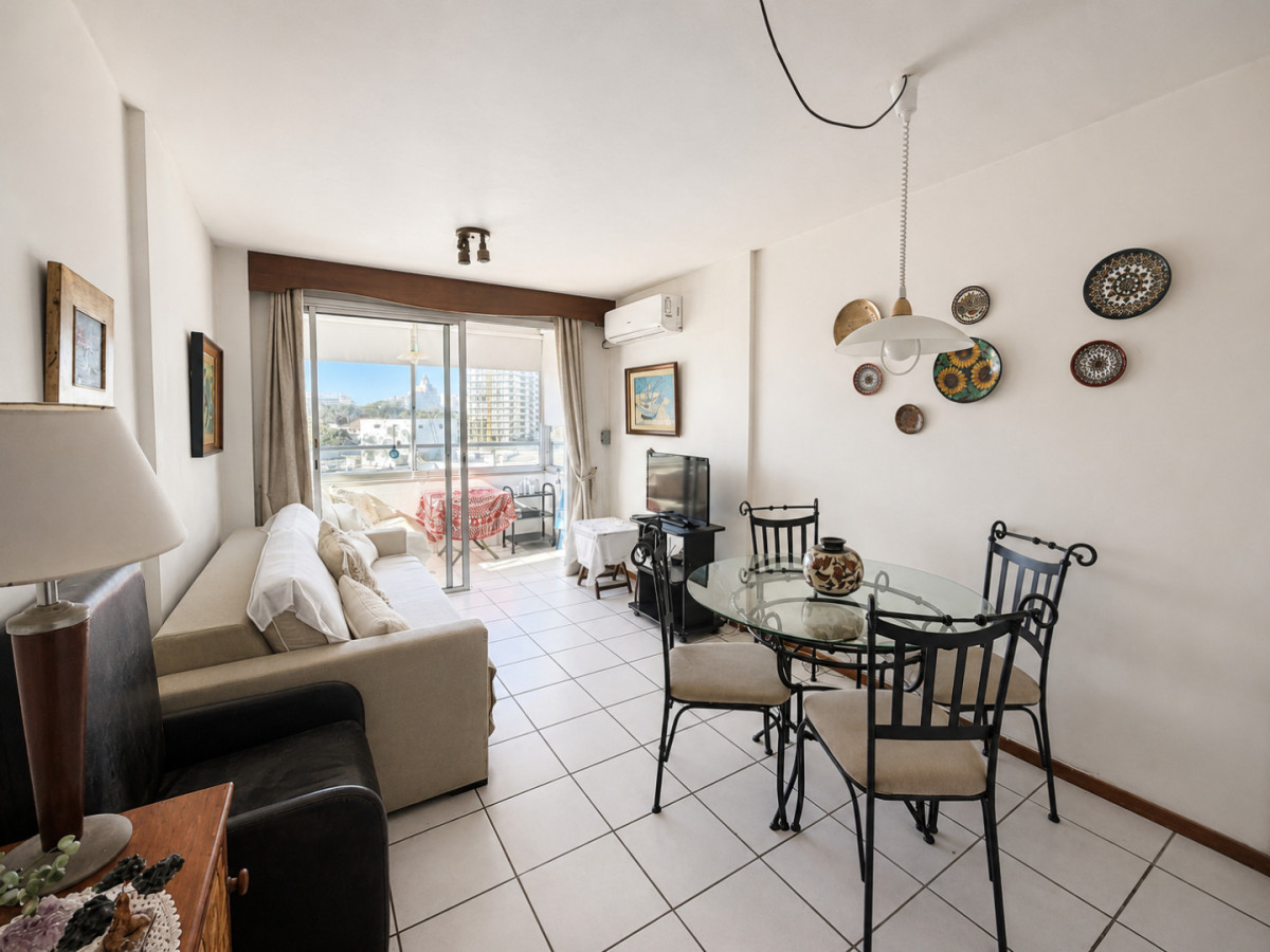 Aparento de 1 dormitorio en venta playa mansa punta del este 