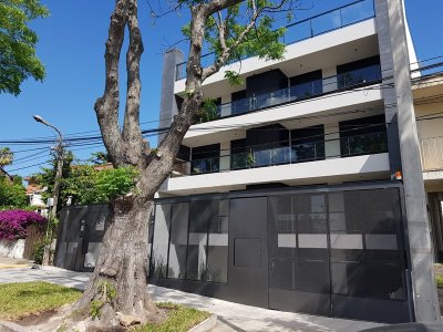 Sobre Verdi, Amplia Terraza de uso exclusivo, Con Parrillero